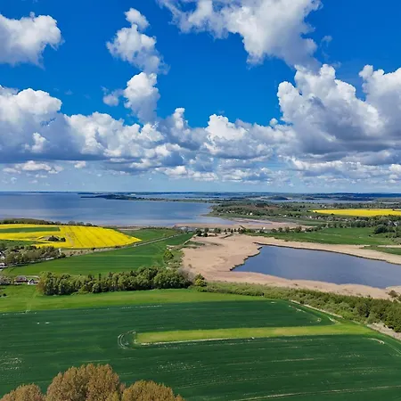 Rex Rugia Haus 17 03 דירה