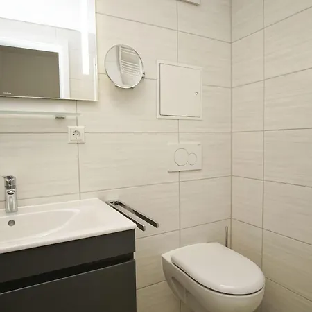 Rex Rugia Haus 17 03 דירה לובה