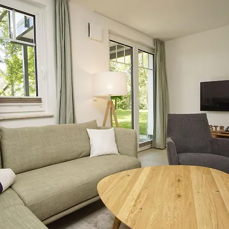 Rex Rugia Haus 17 03 לובה